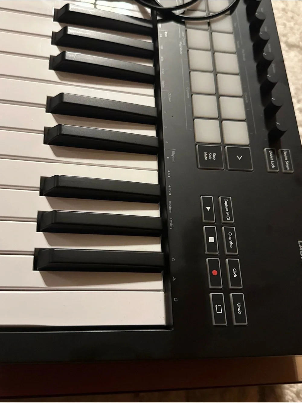 Launchkey 25 MIDI Keyboard Controller - Black
